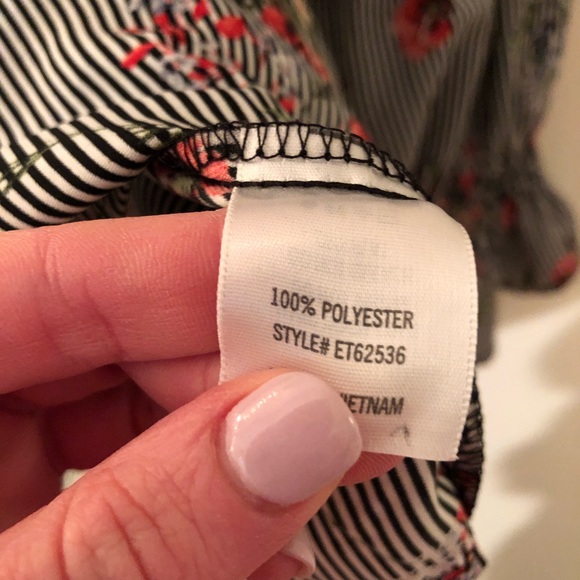 Blue Rain Off the Shoulder sz S ✨ - Picture 4 of 4